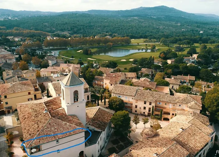 Appartement Vue Panoramique Au Domaine Et Golf De Pont Royal