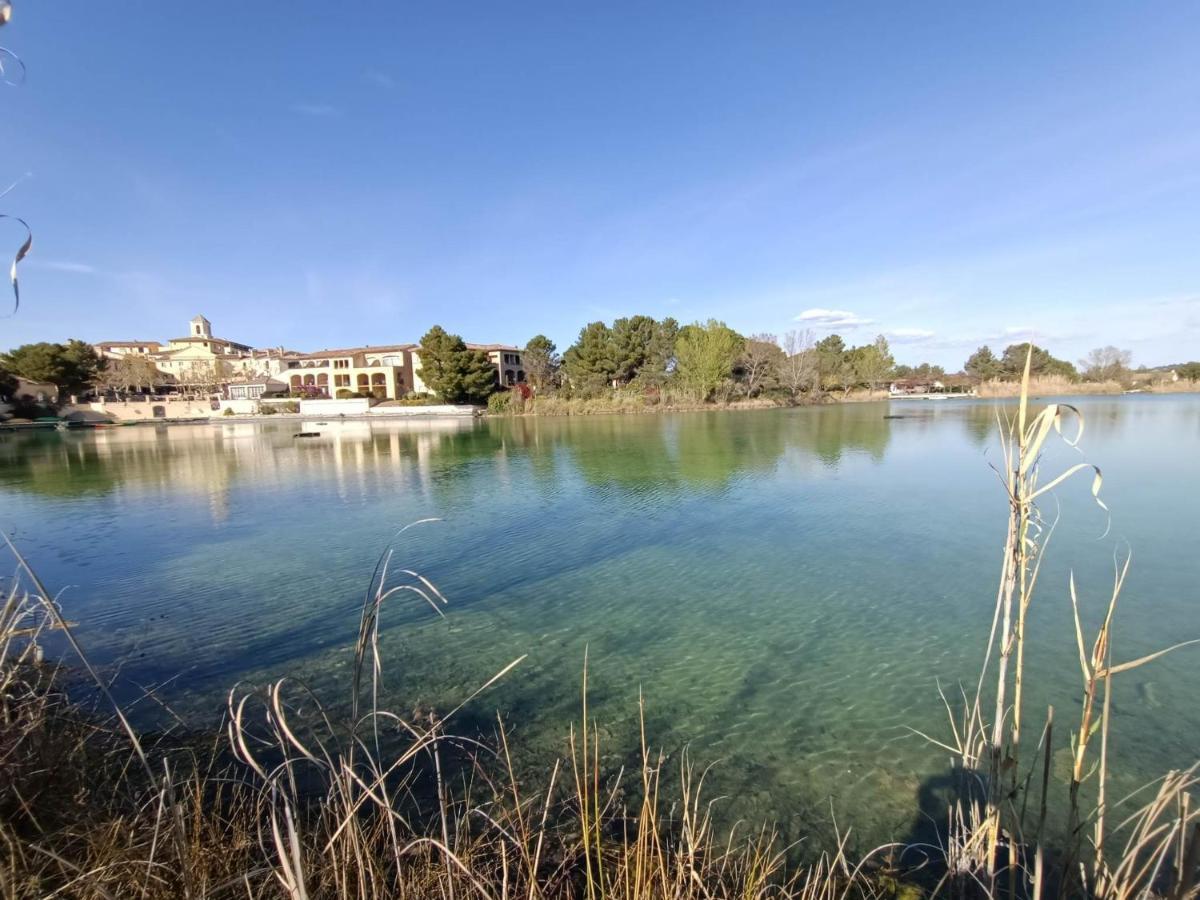 Vue Panoramique Au Domaine Et Golf De Pont Royal Mallemort